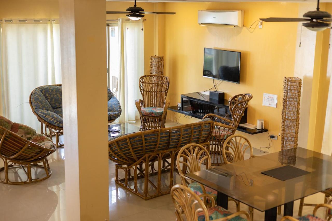 Amami Beachfront Villa With Private Beach Пуэрто-Галера Экстерьер фото