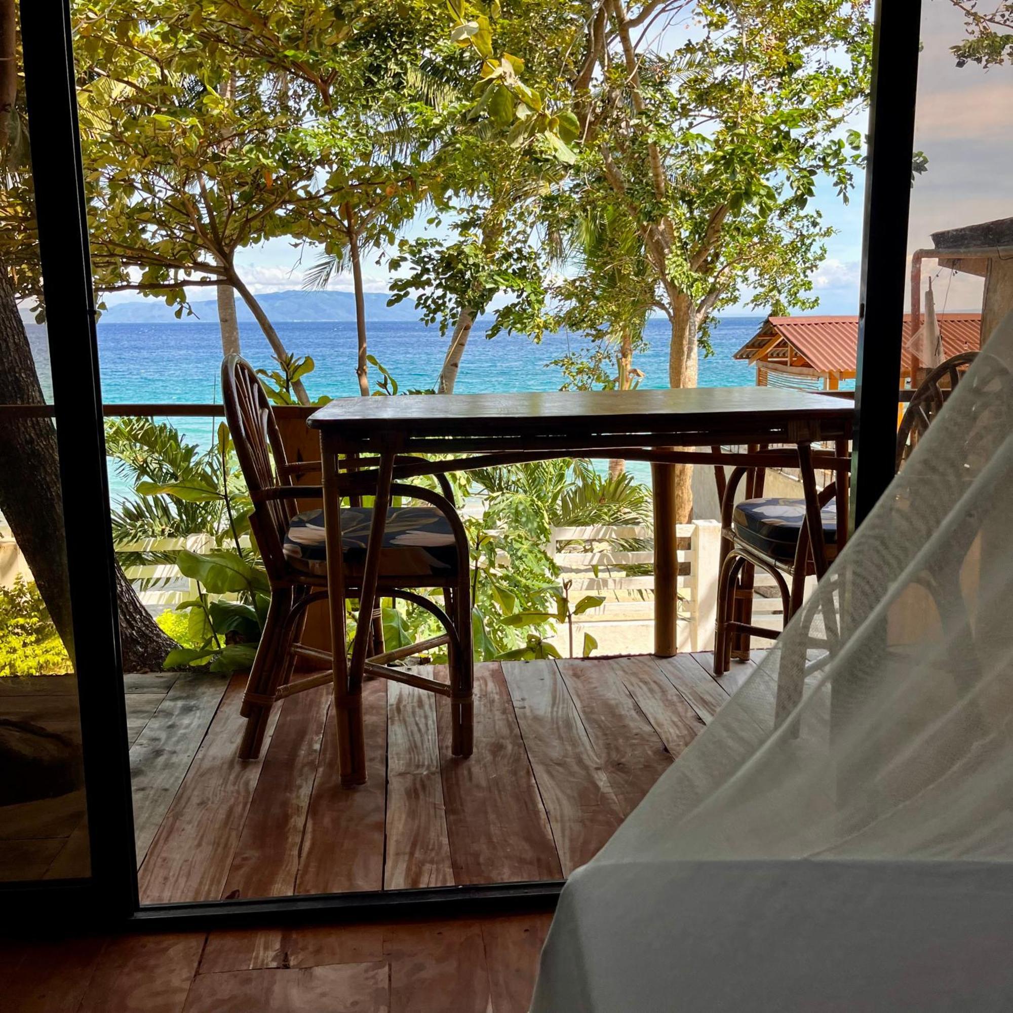 Amami Beachfront Villa With Private Beach Пуэрто-Галера Экстерьер фото