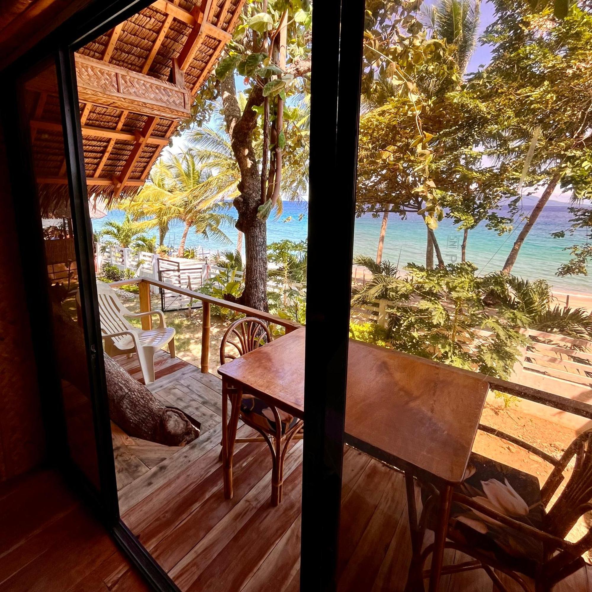 Amami Beachfront Villa With Private Beach Пуэрто-Галера Экстерьер фото